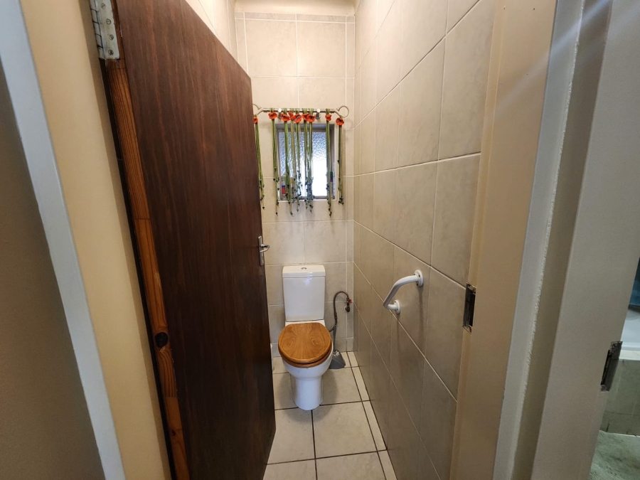 3 Bedroom Property for Sale in Oos Einde North West